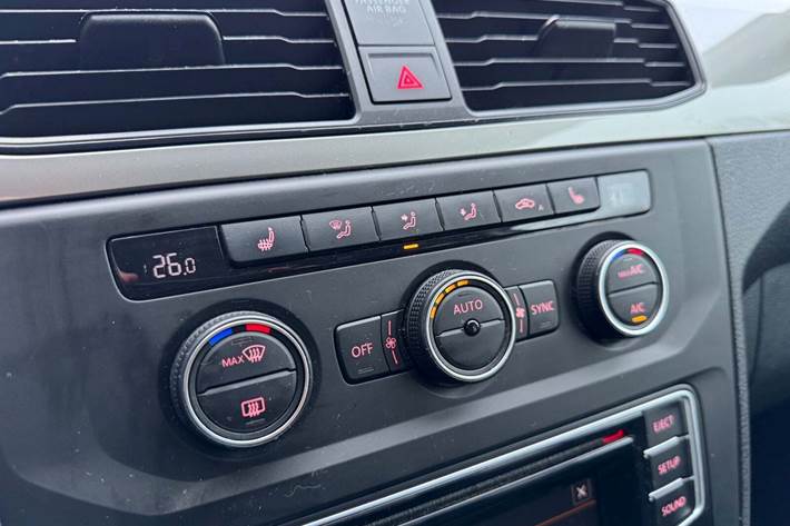 Blå VW Caddy fra 2016