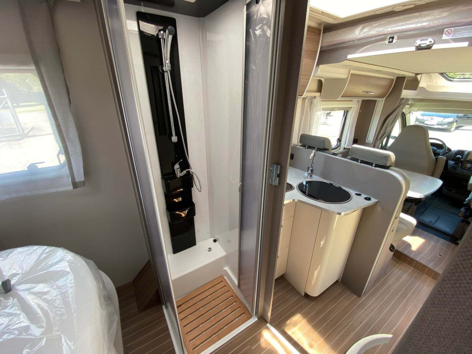 Hvid Etrusco T7400QB fra 2022