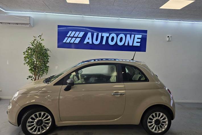 Beige Fiat 500 fra 2008
