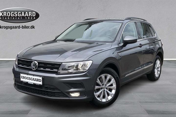 Grå VW Tiguan fra 2019 set udefra