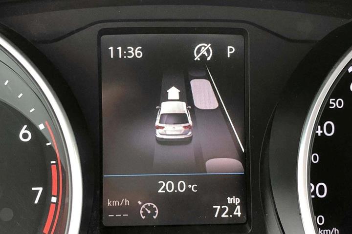 Grå VW Tiguan fra 2019