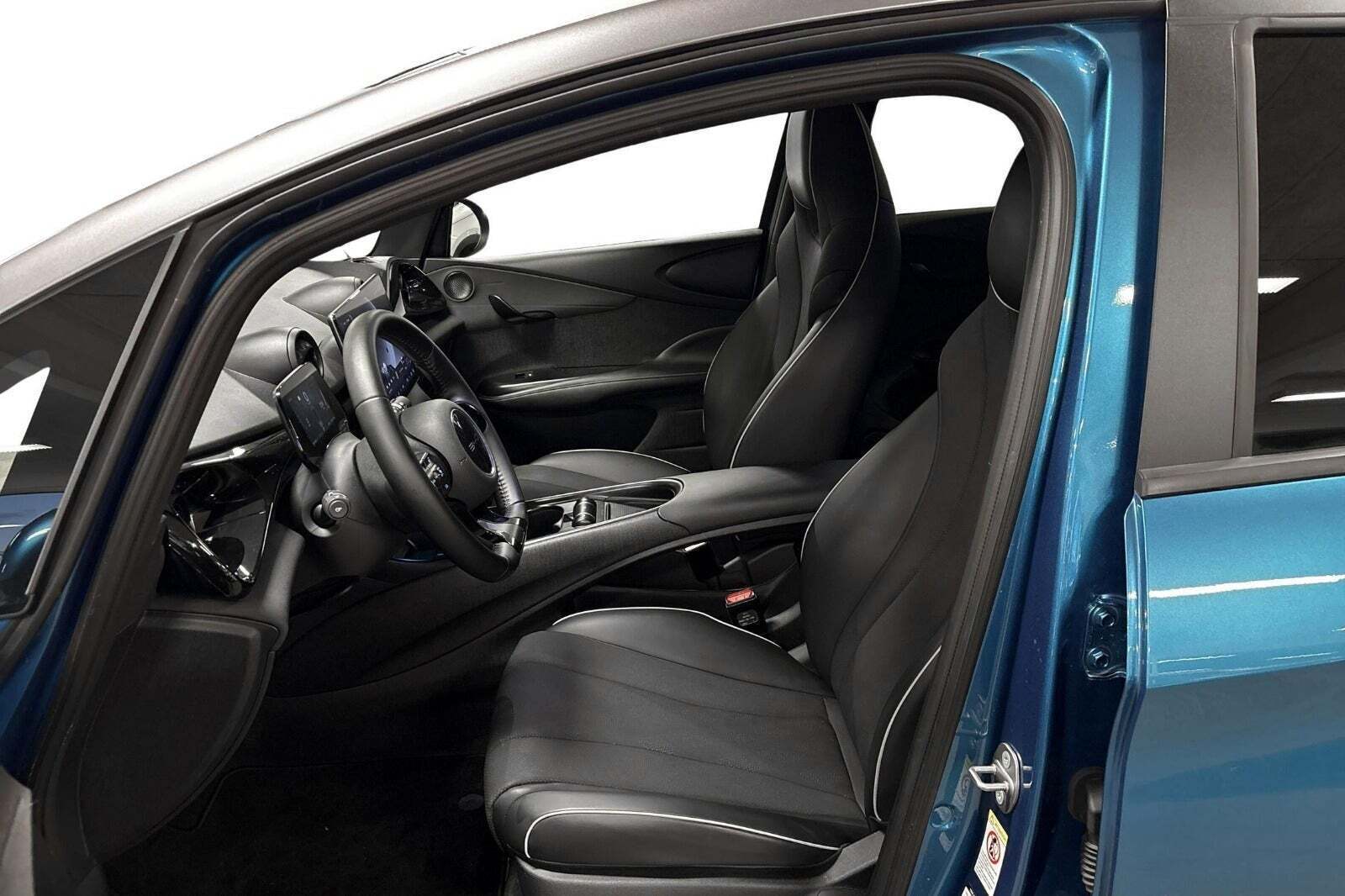 BYD Dolphin 60 Design