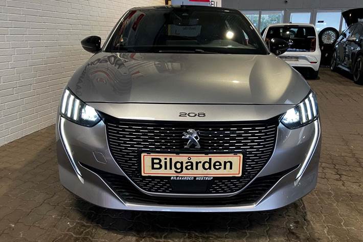 Sølv Peugeot e-208 fra 2022