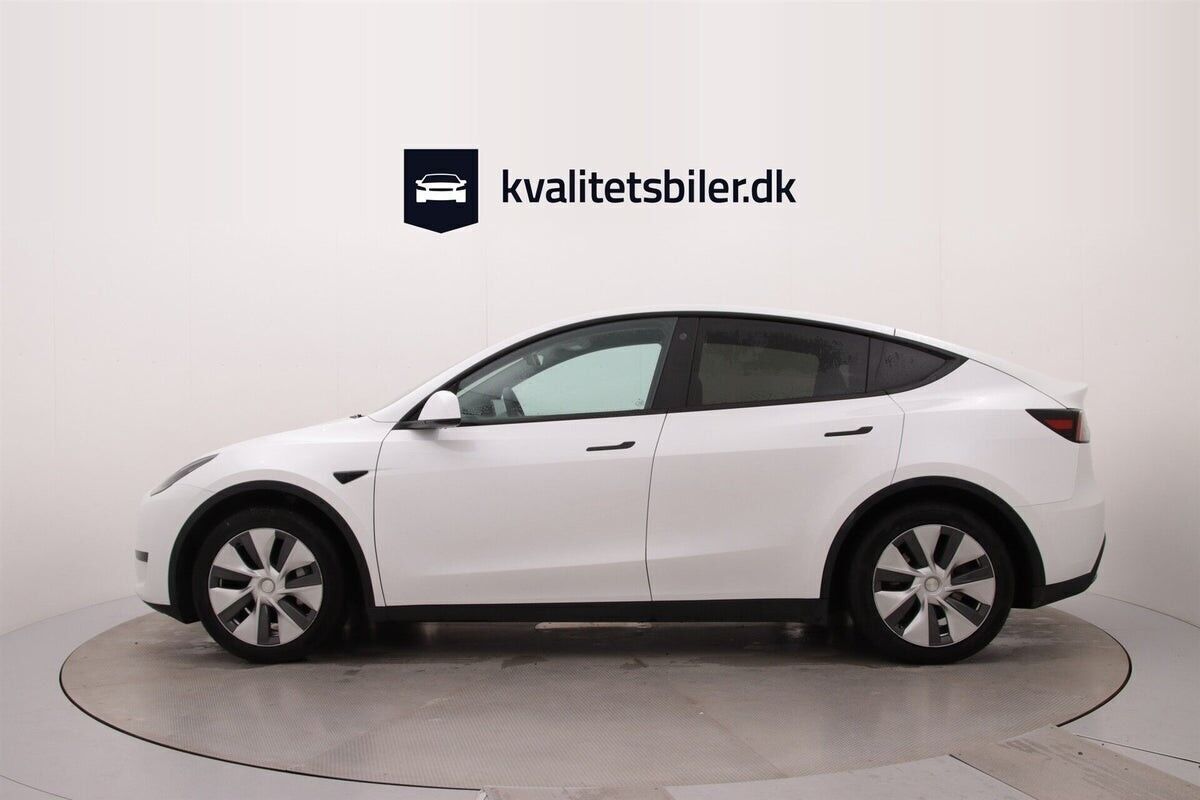 Tesla Model Y EL RWD 299HK 5d Aut.