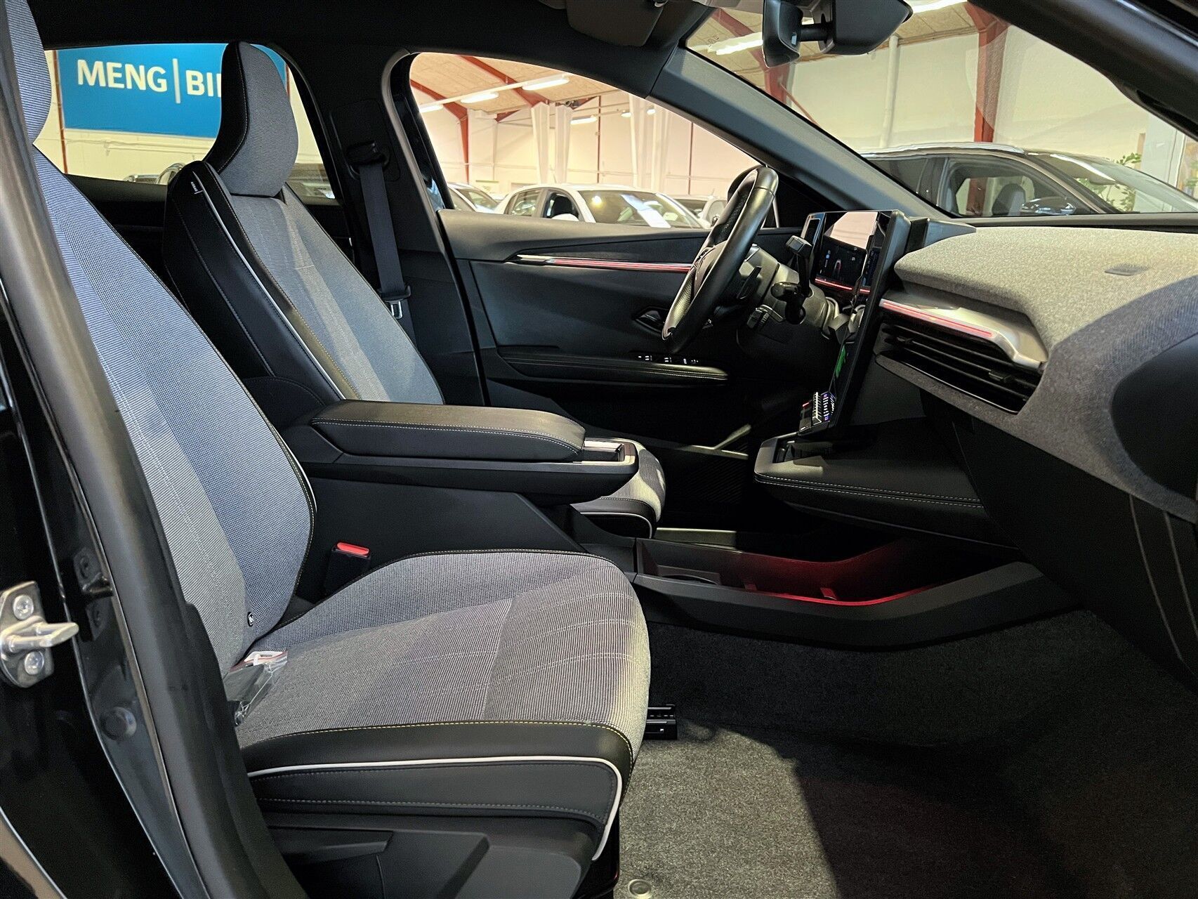 Sort Renault Mégane fra 2023