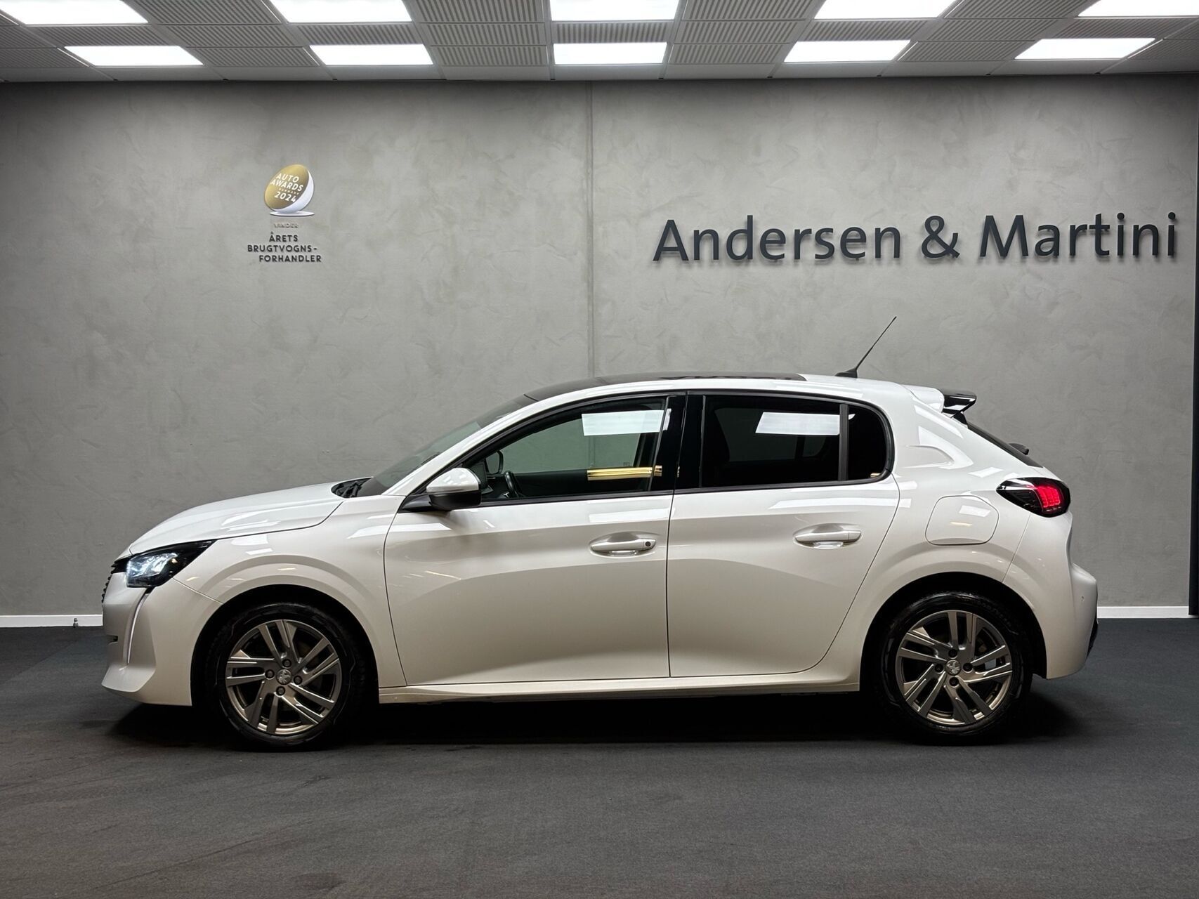 Peugeot 208 1,2 PureTech Edition 210+ 100HK 5d 6g