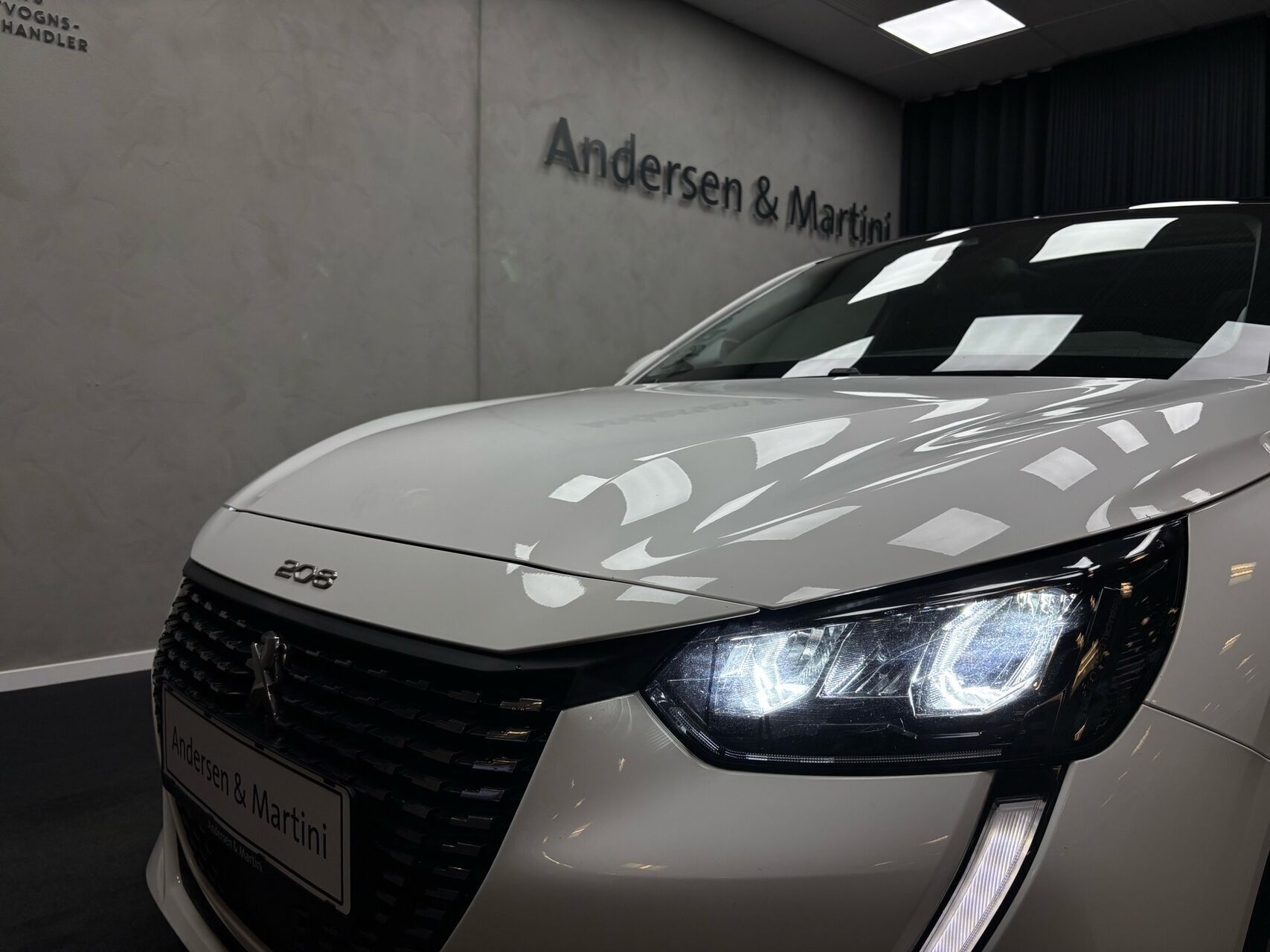 Peugeot 208 1,2 PureTech Edition 210+ 100HK 5d 6g