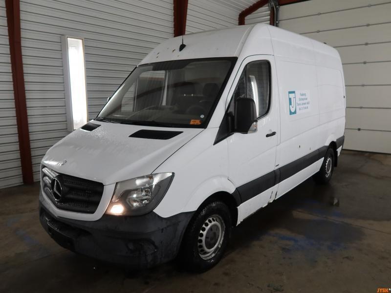 Mercedes Sprinter 319 CDI Kassevogn Standard.