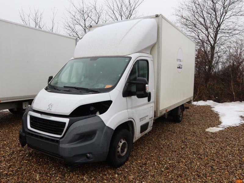 Peugeot Boxer CHASSIS BlueHDi 140 L3.