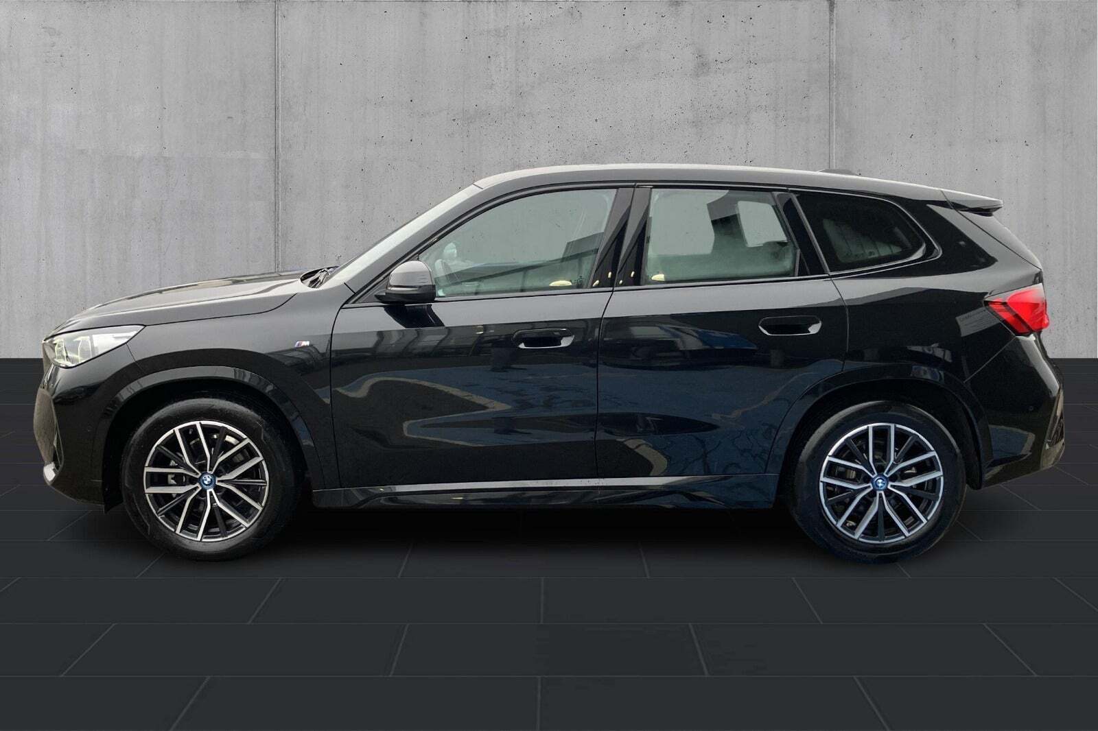 BMW iX1 eDrive20 M-Sport