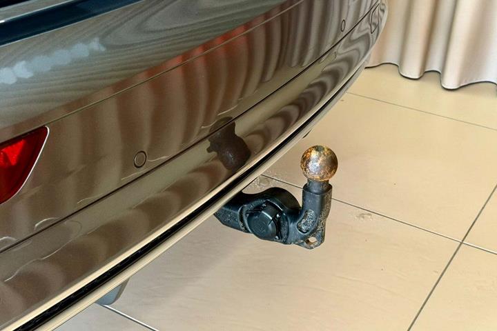 Grå Audi SQ5 fra 2018