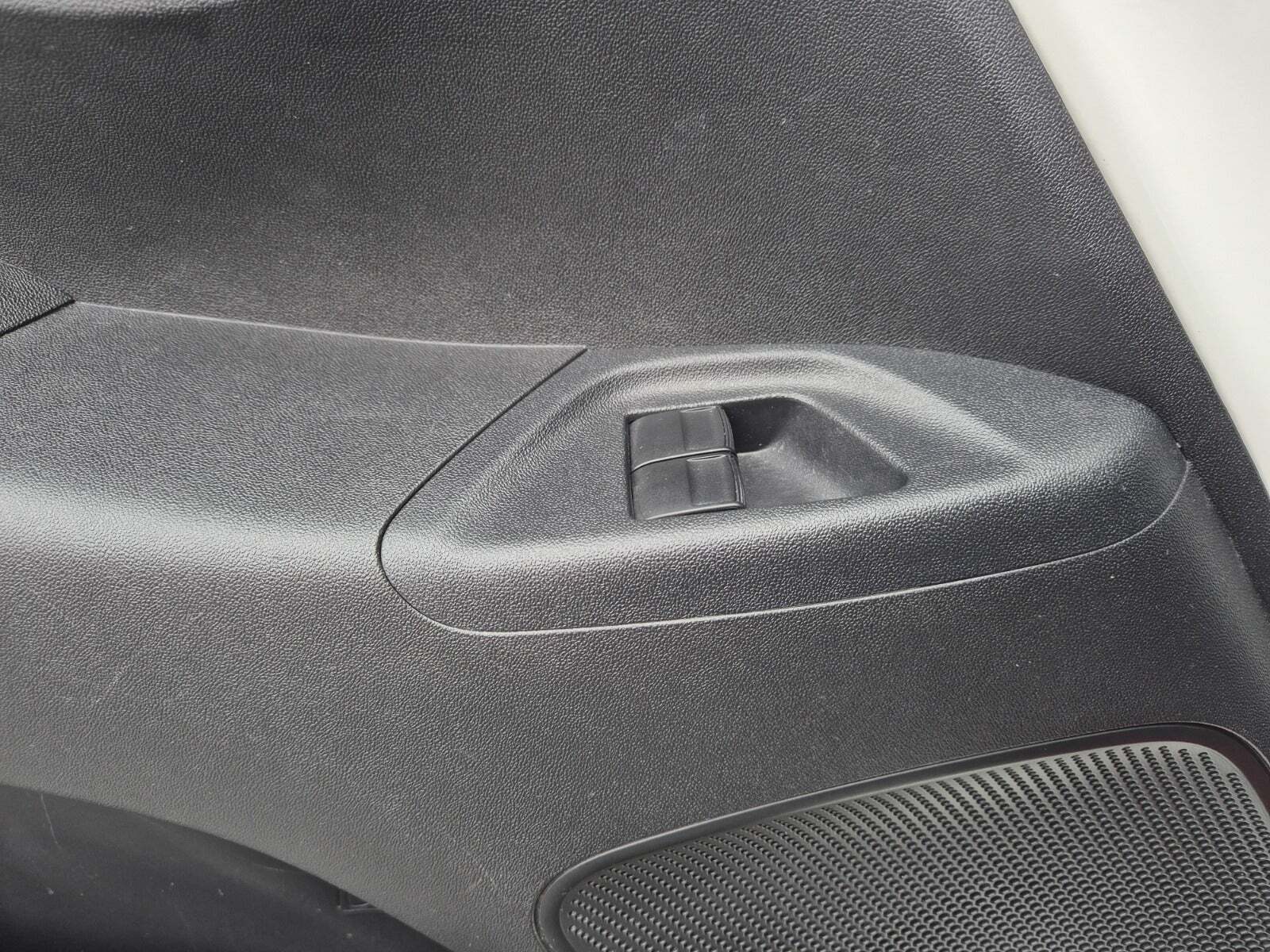 Hvid Peugeot 108 fra 2015