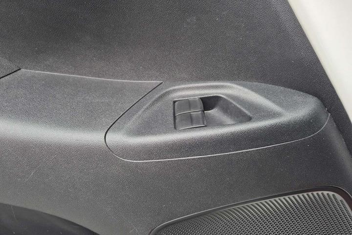 Hvid Peugeot 108 fra 2015