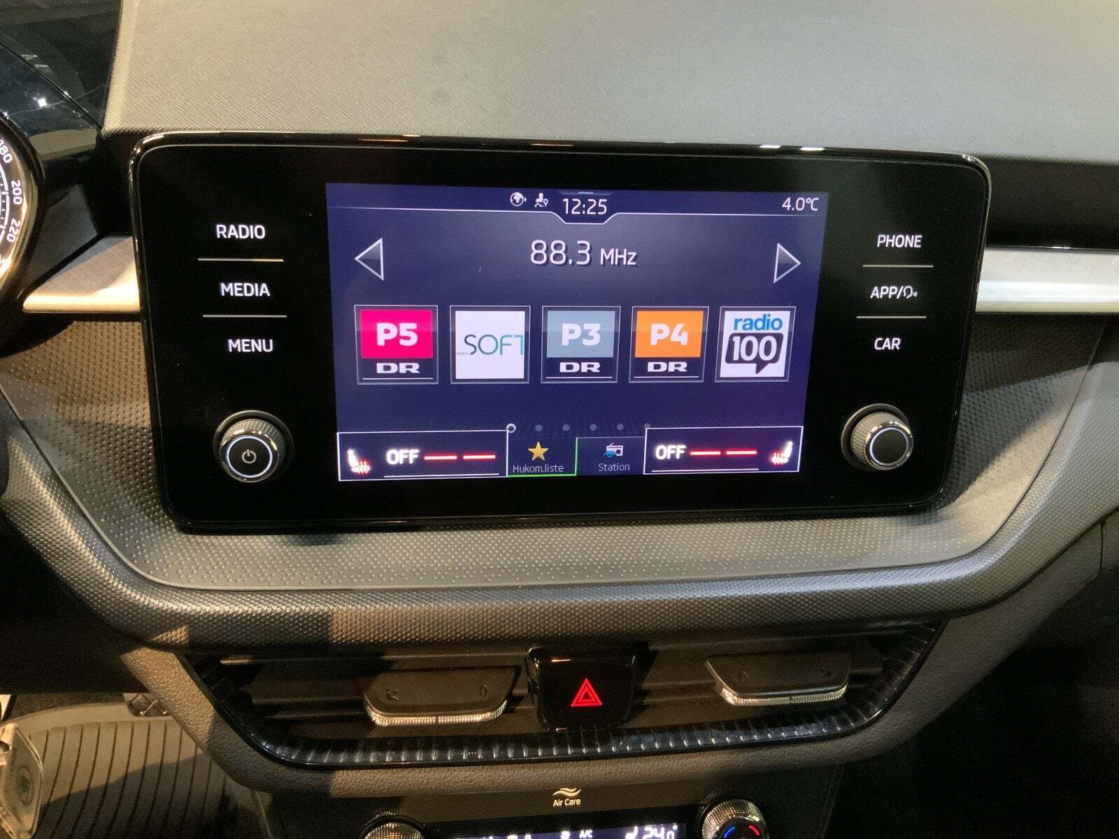 Blå Skoda Fabia fra 2023