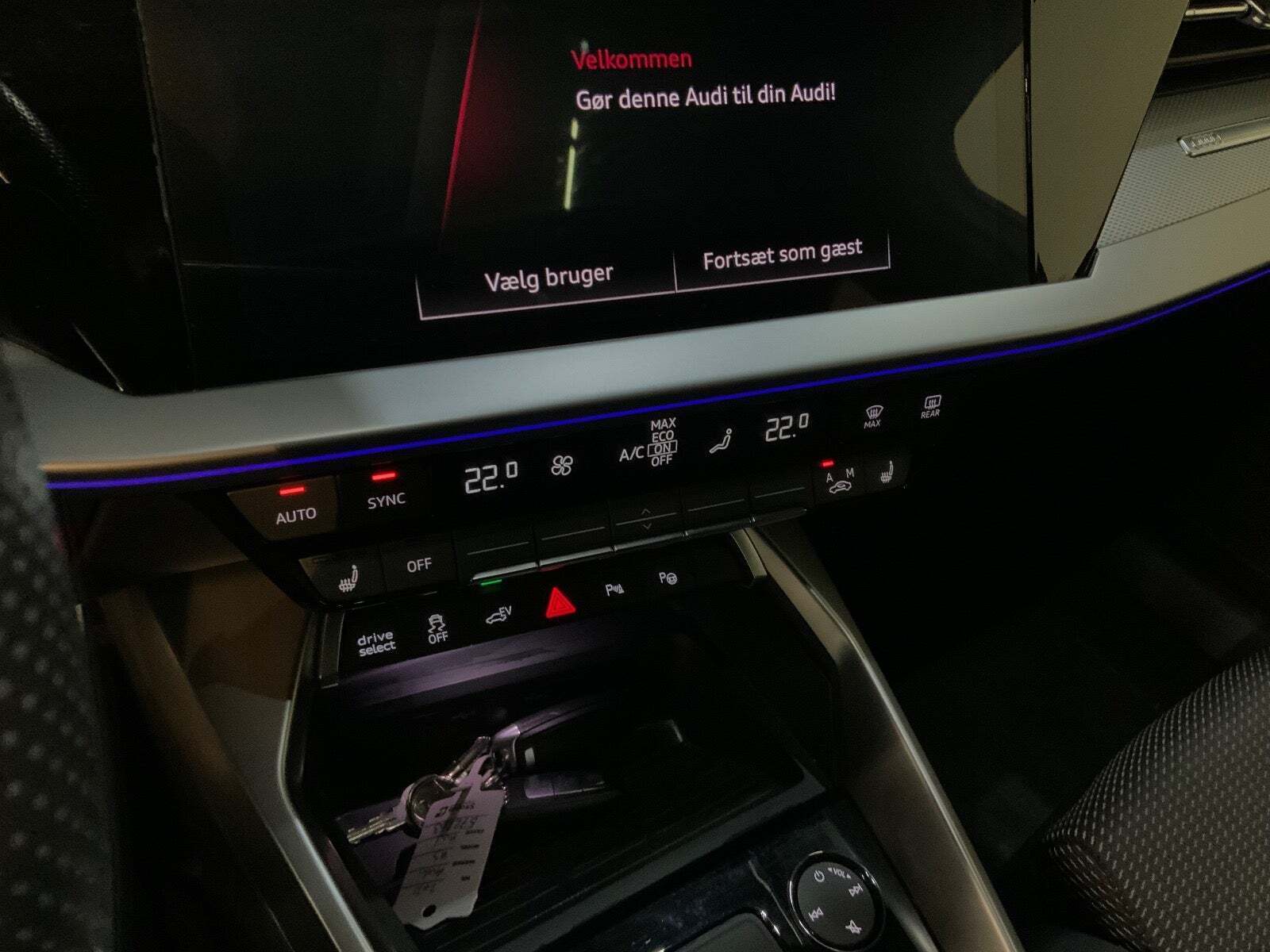 Hvid Audi A3 fra 2021