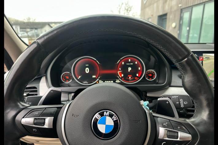 Beige BMW X5 fra 2014