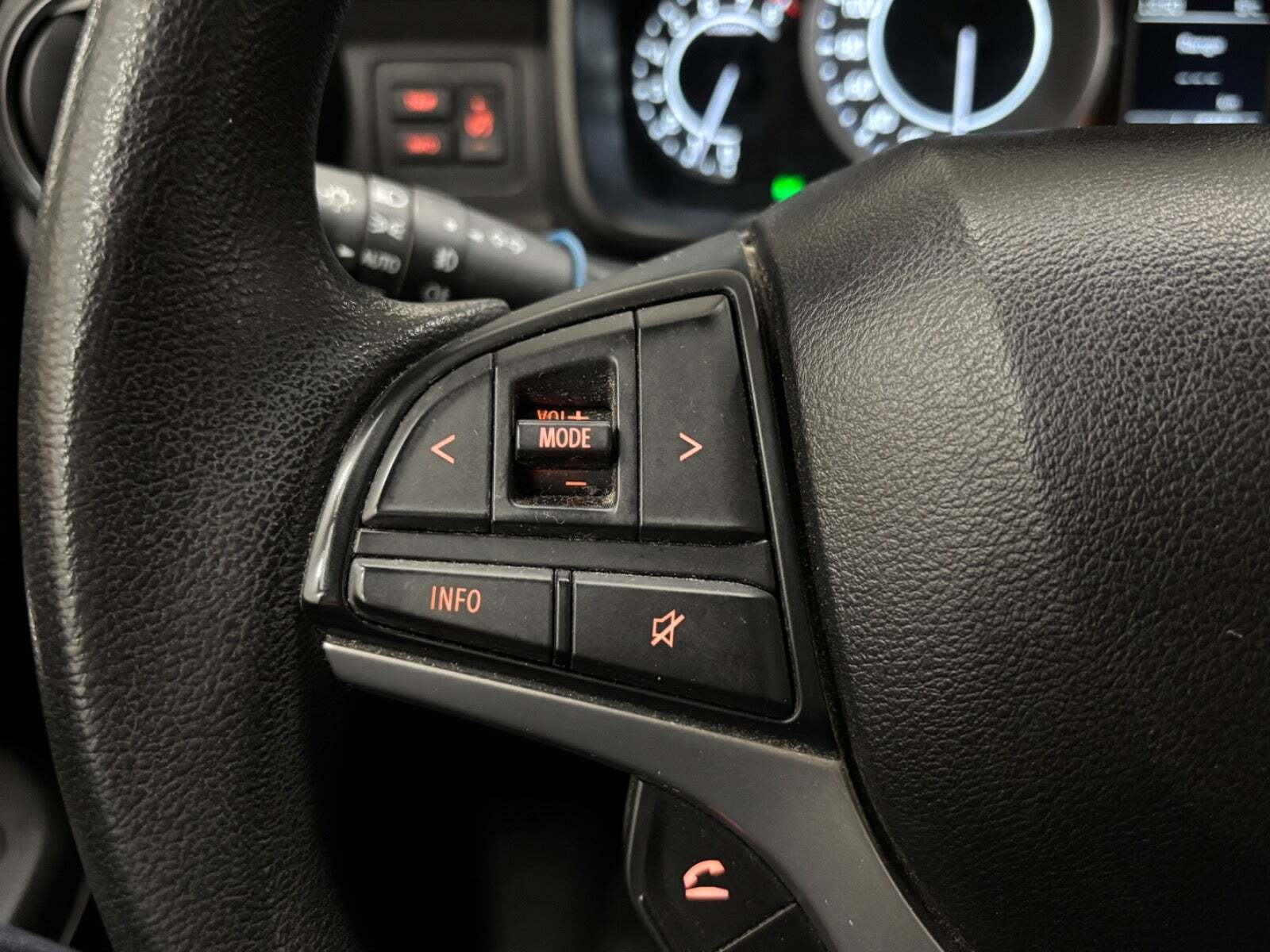 Blå Suzuki Ignis fra 2020