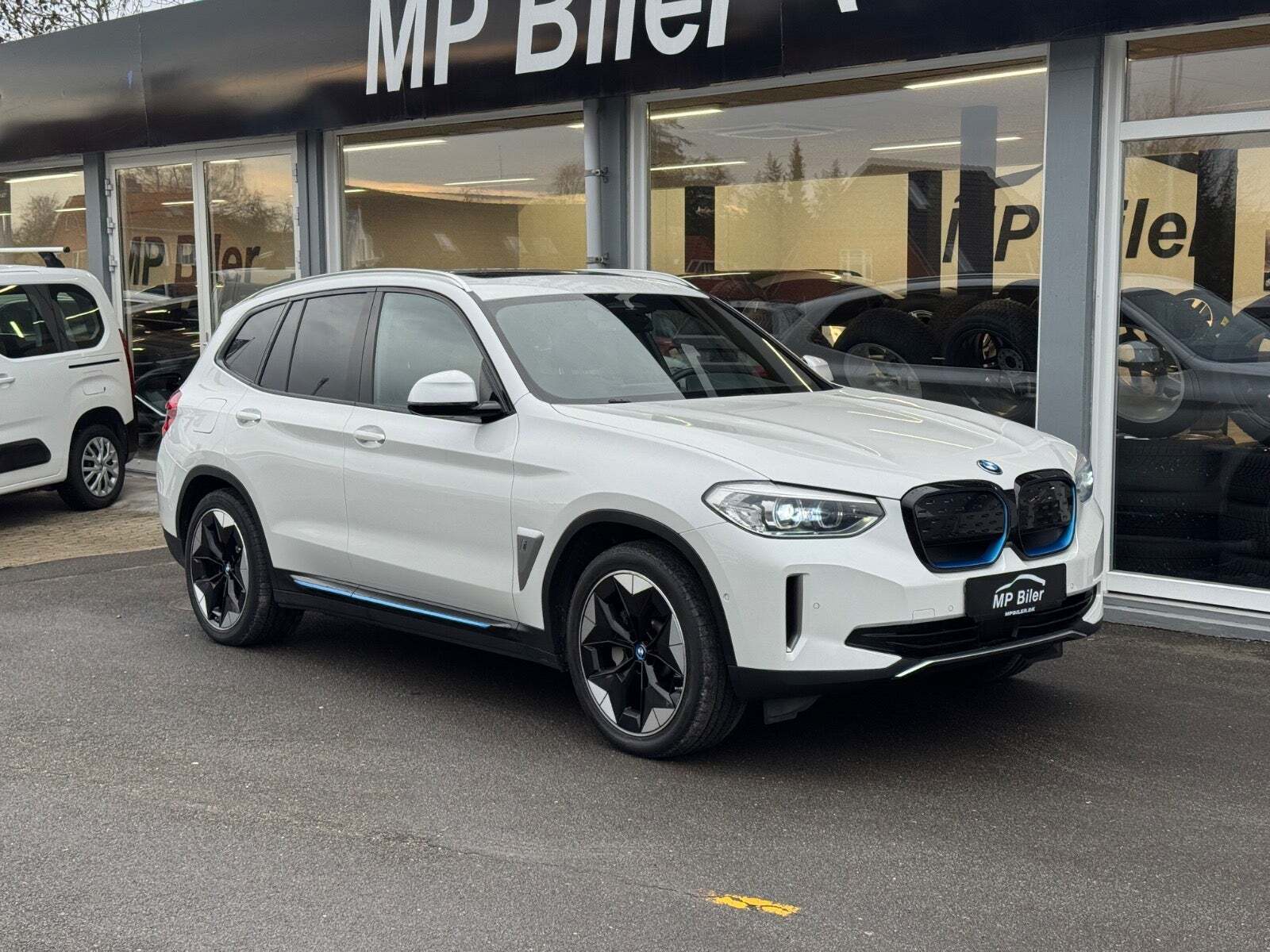 BMW iX3 Inspiring