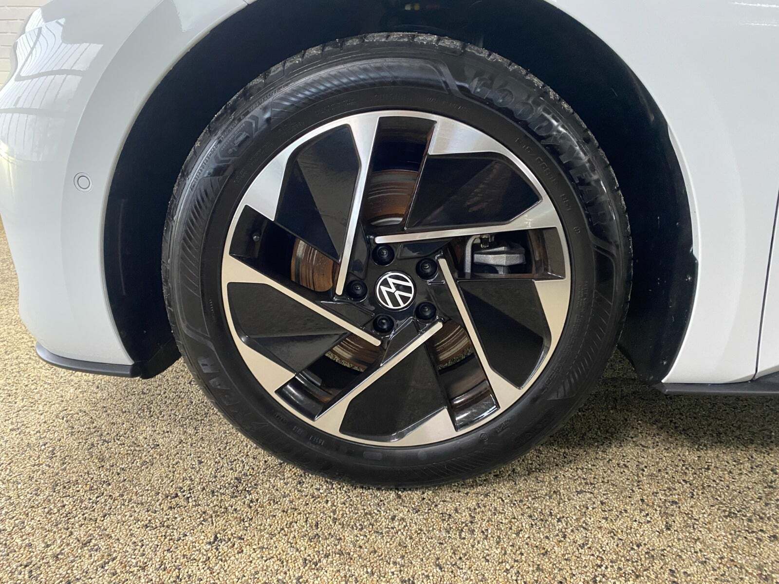 Hvid VW ID.3 fra 2024