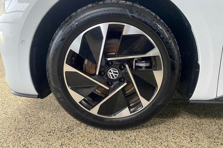 Hvid VW ID.3 fra 2024