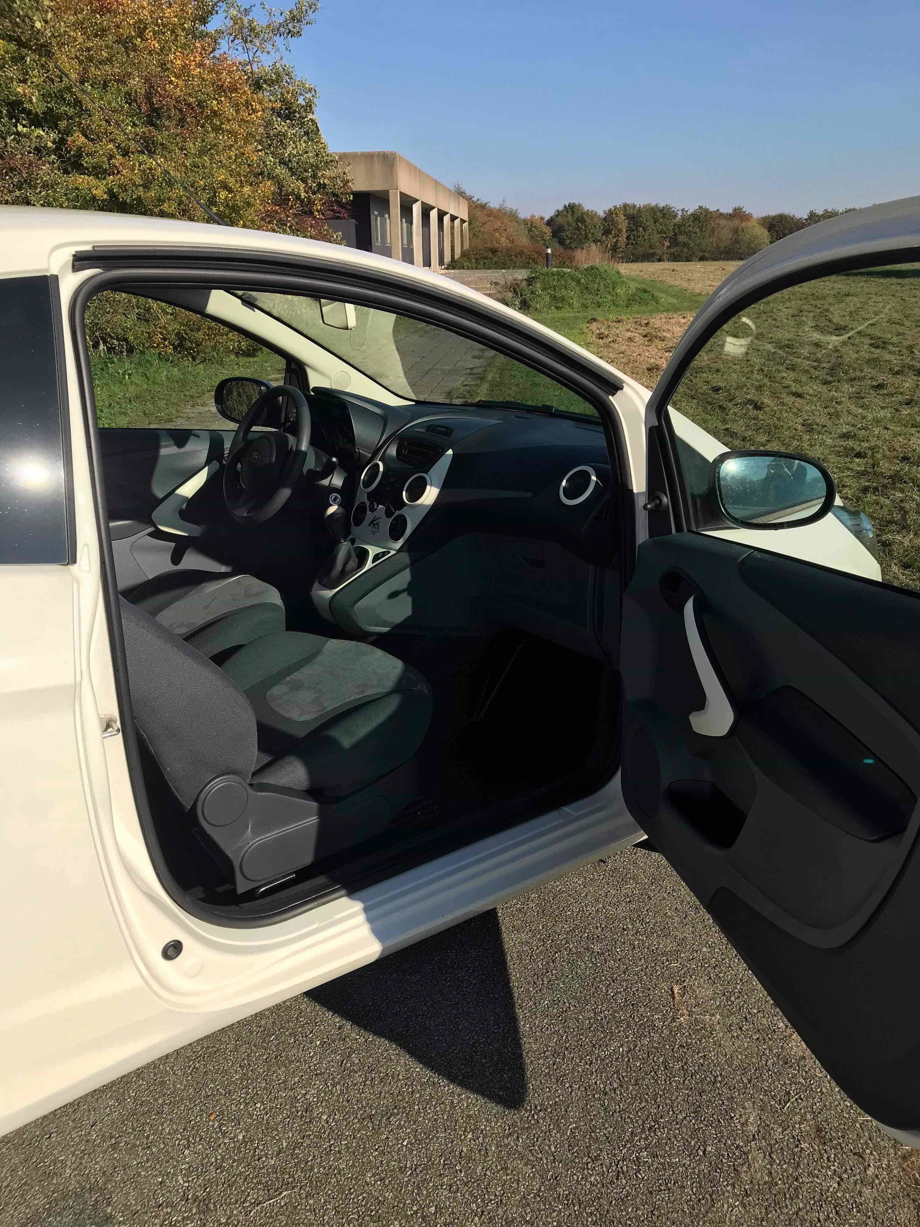 Hvid Ford Ka fra 2015