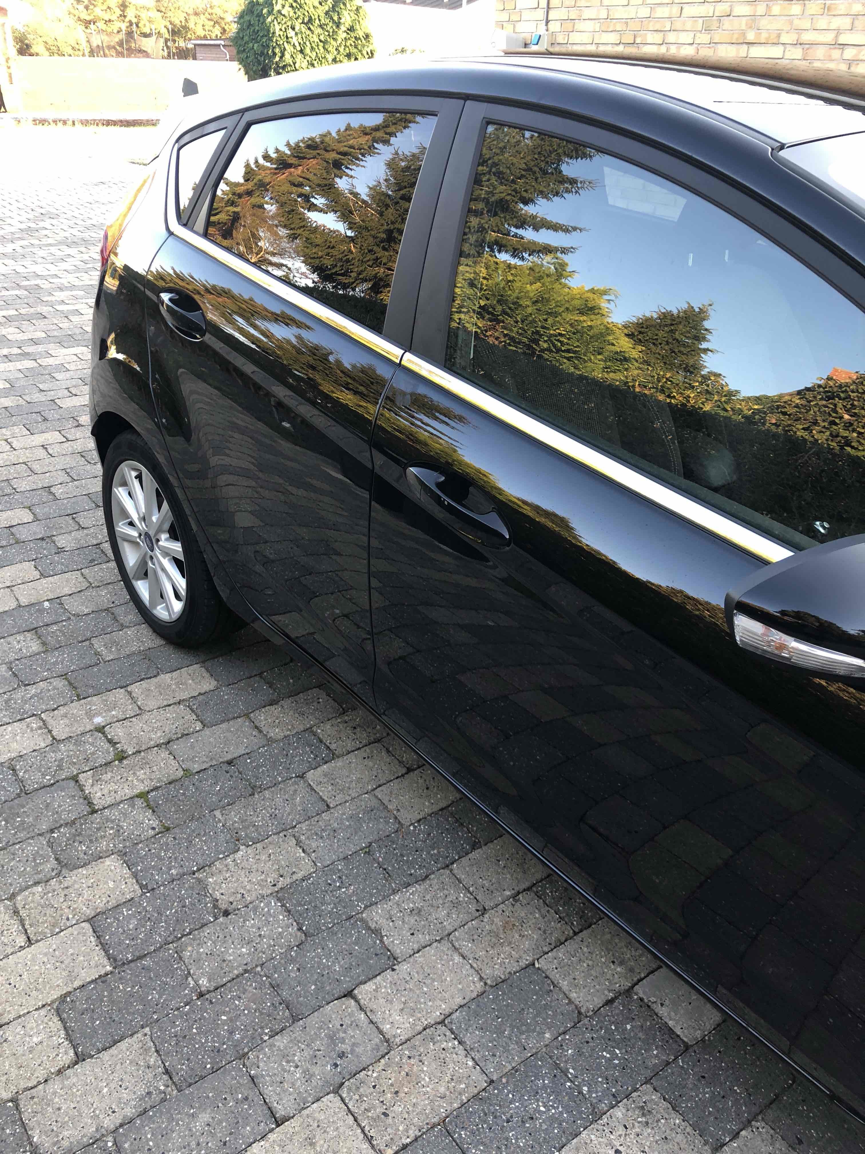 Sort Ford Fiesta fra 2016