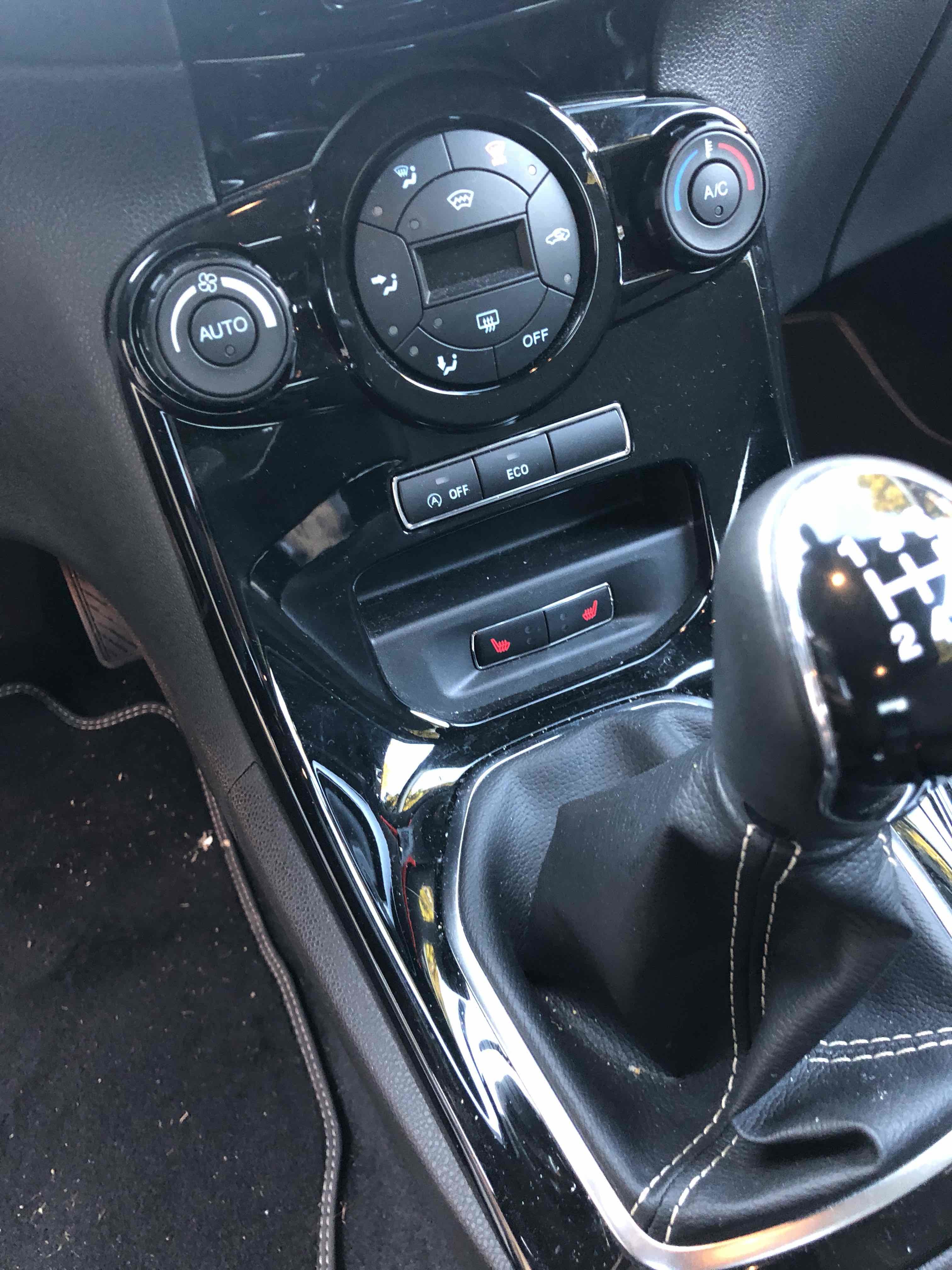 Sort Ford Fiesta fra 2016