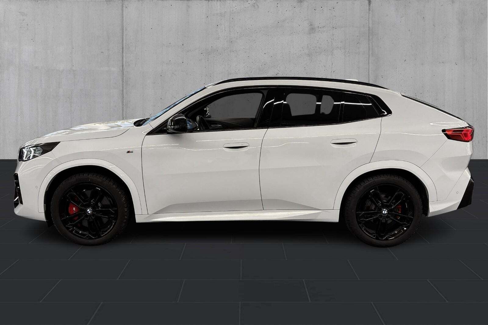 BMW iX2 xDrive30 M-Sport