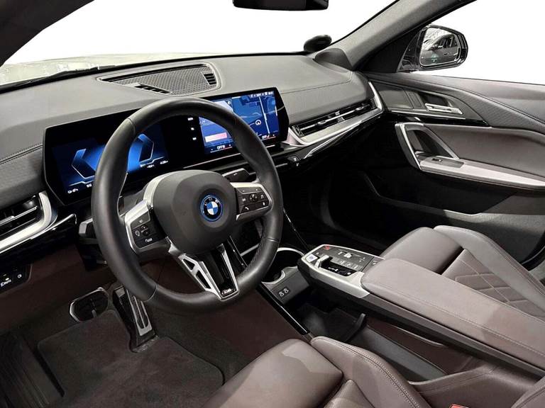 BMW iX2 xDrive30 M-Sport