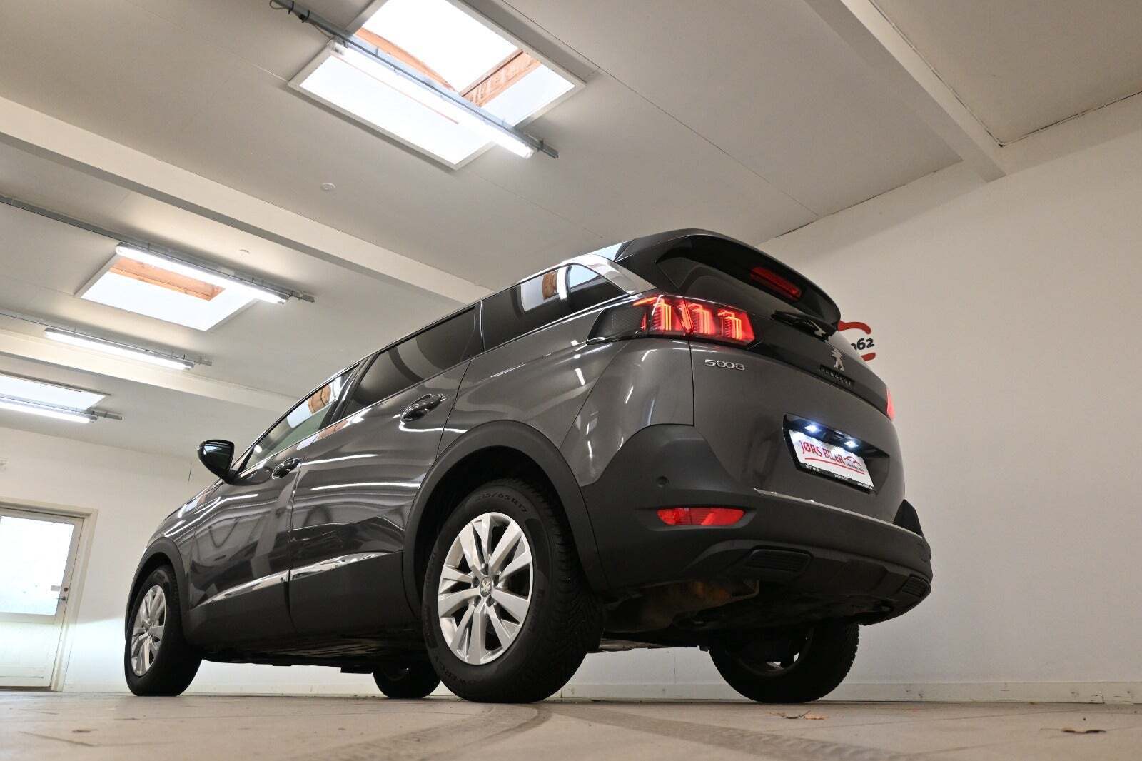 Peugeot 5008 1,2 PureTech 130 Allure Pack EAT8 7prs