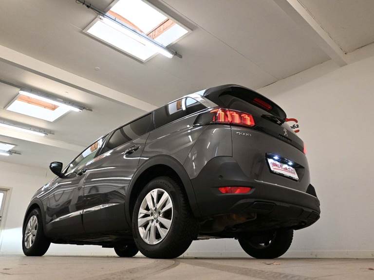 Peugeot 5008 1,2 PureTech 130 Allure Pack EAT8 7prs