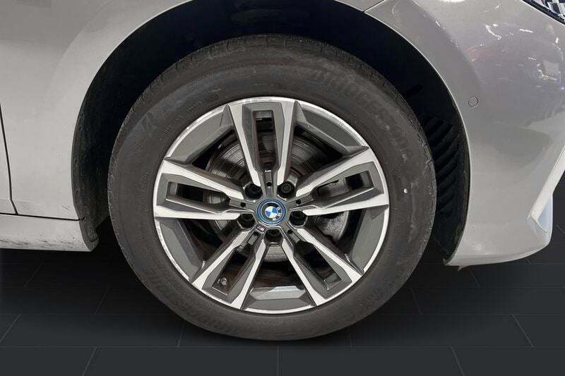 Grå BMW X2 fra 2023