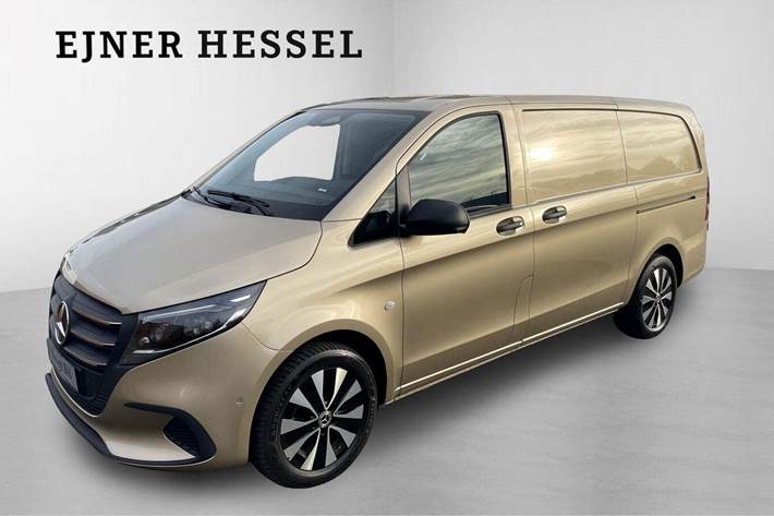 Gul Mercedes Vito 119 fra 2024 set udefra