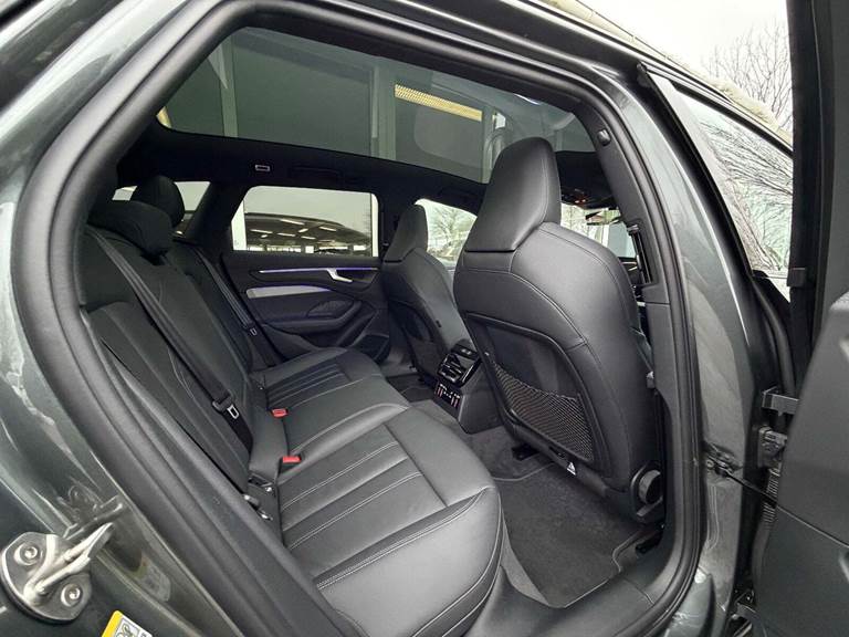 Audi A6 2,0 TDi S-line Avant S-tr.