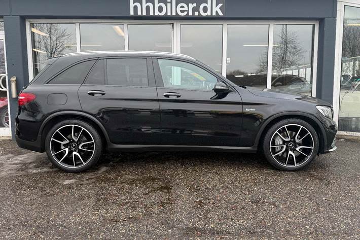 Gul Mercedes GLC43 fra 2016