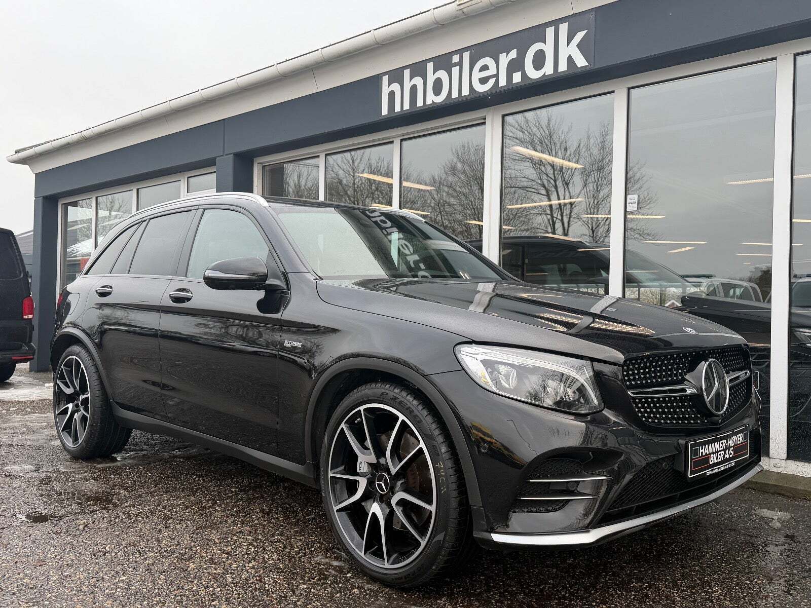 Gul Mercedes GLC43 fra 2016