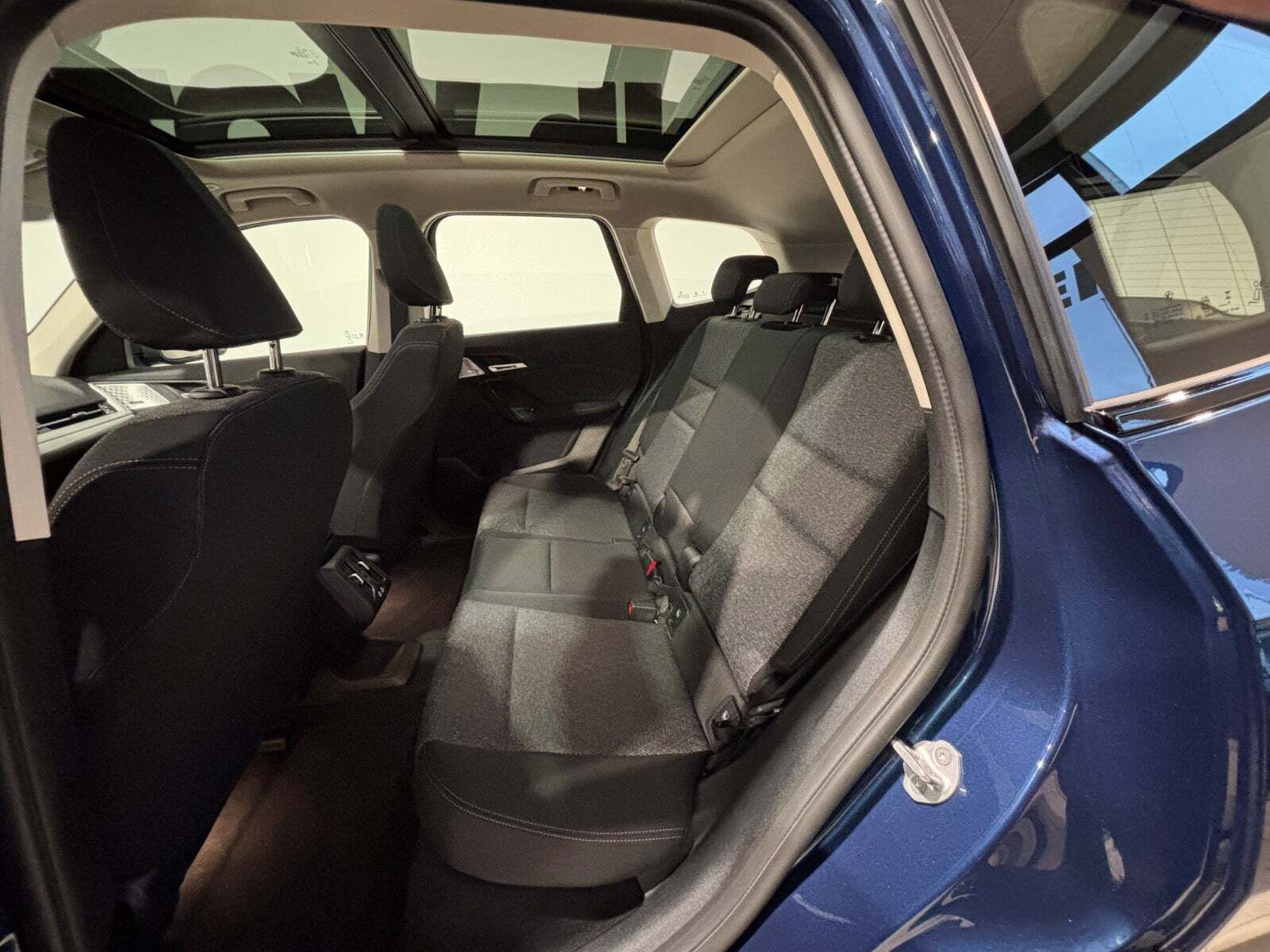 BMW iX1 eDrive20 Fully Charged