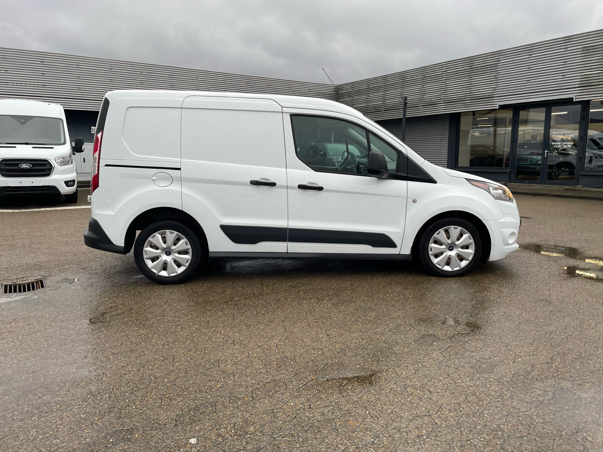 Ford Transit Connect 1,5 220 L1 TDCi Trend Powershift 120HK Van 6g Aut.