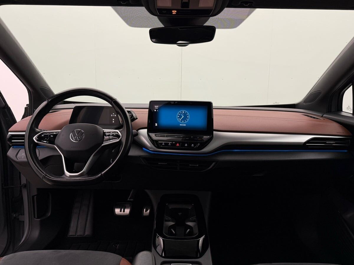 Grå VW ID.4 fra 2021