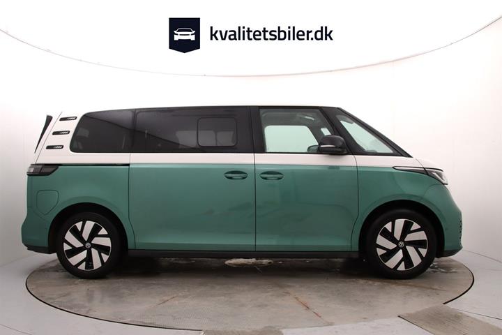 Grøn VW ID.Buzz fra 2025