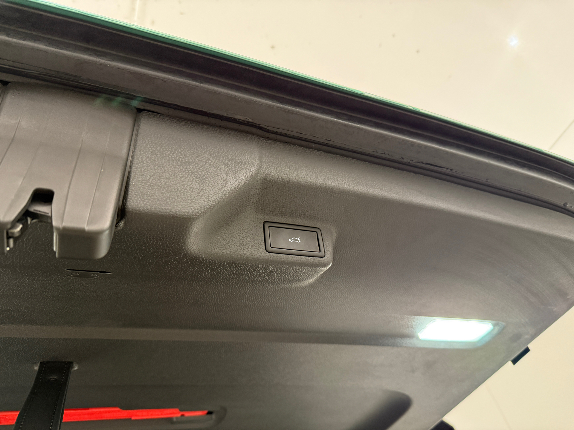 Grøn VW ID.Buzz fra 2025