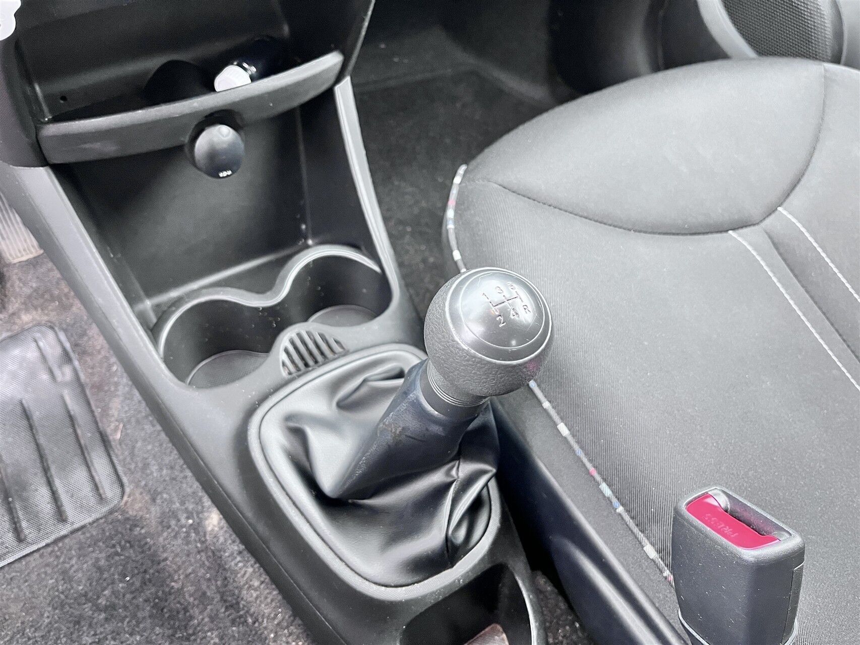 Grå Citroën C1 fra 2012