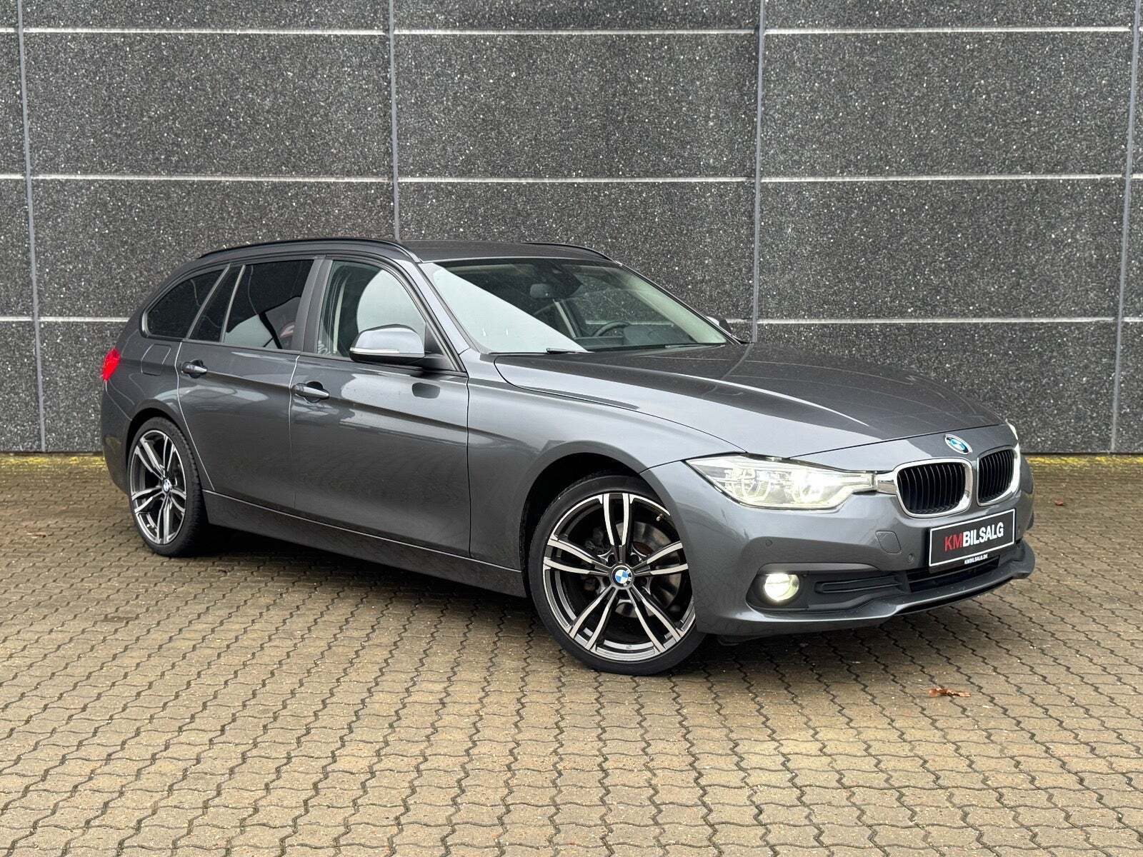 BMW 320d 2,0 Touring aut.