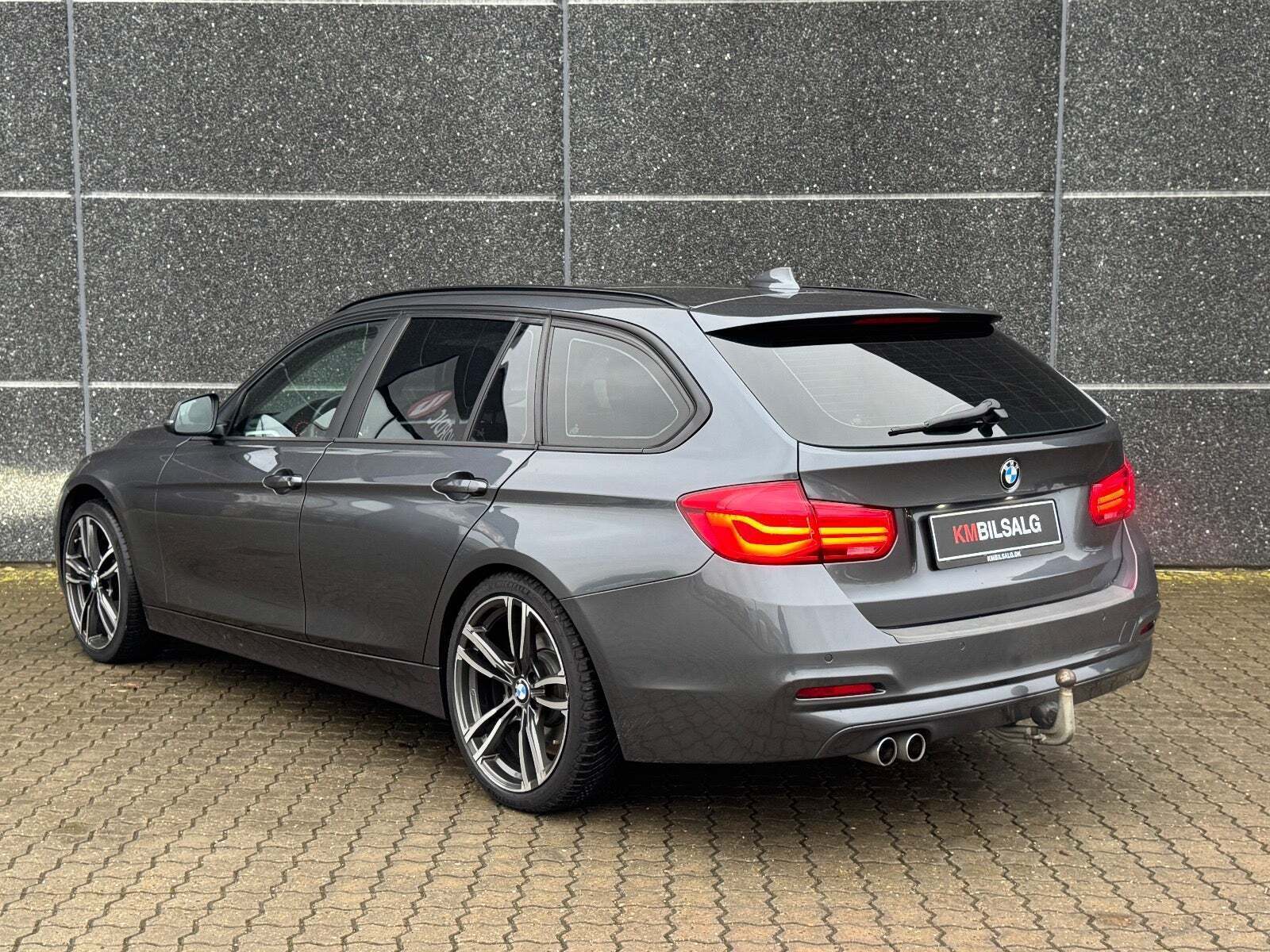 BMW 320d 2,0 Touring aut.