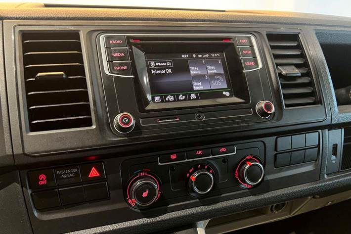 Sort VW Transporter fra 2018