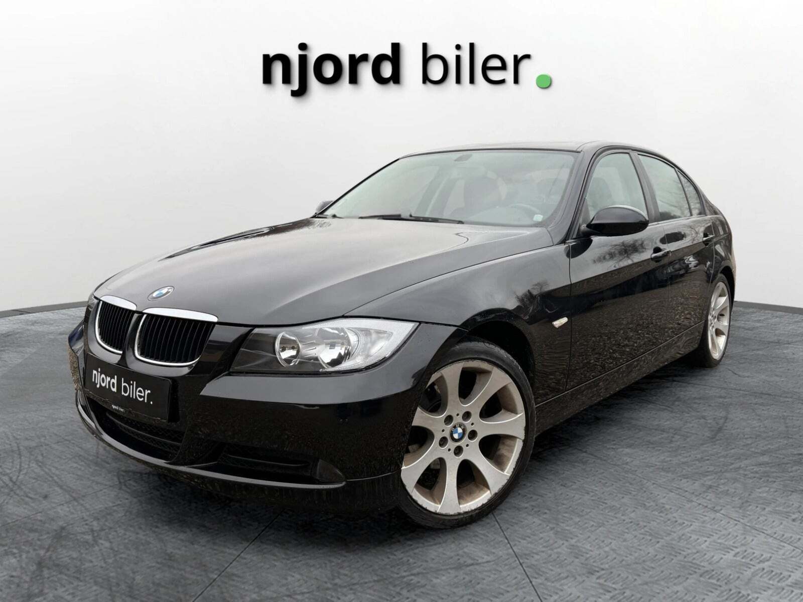 BMW 320i 2,0