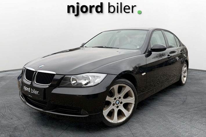 undefined BMW 320i fra 2007 set udefra