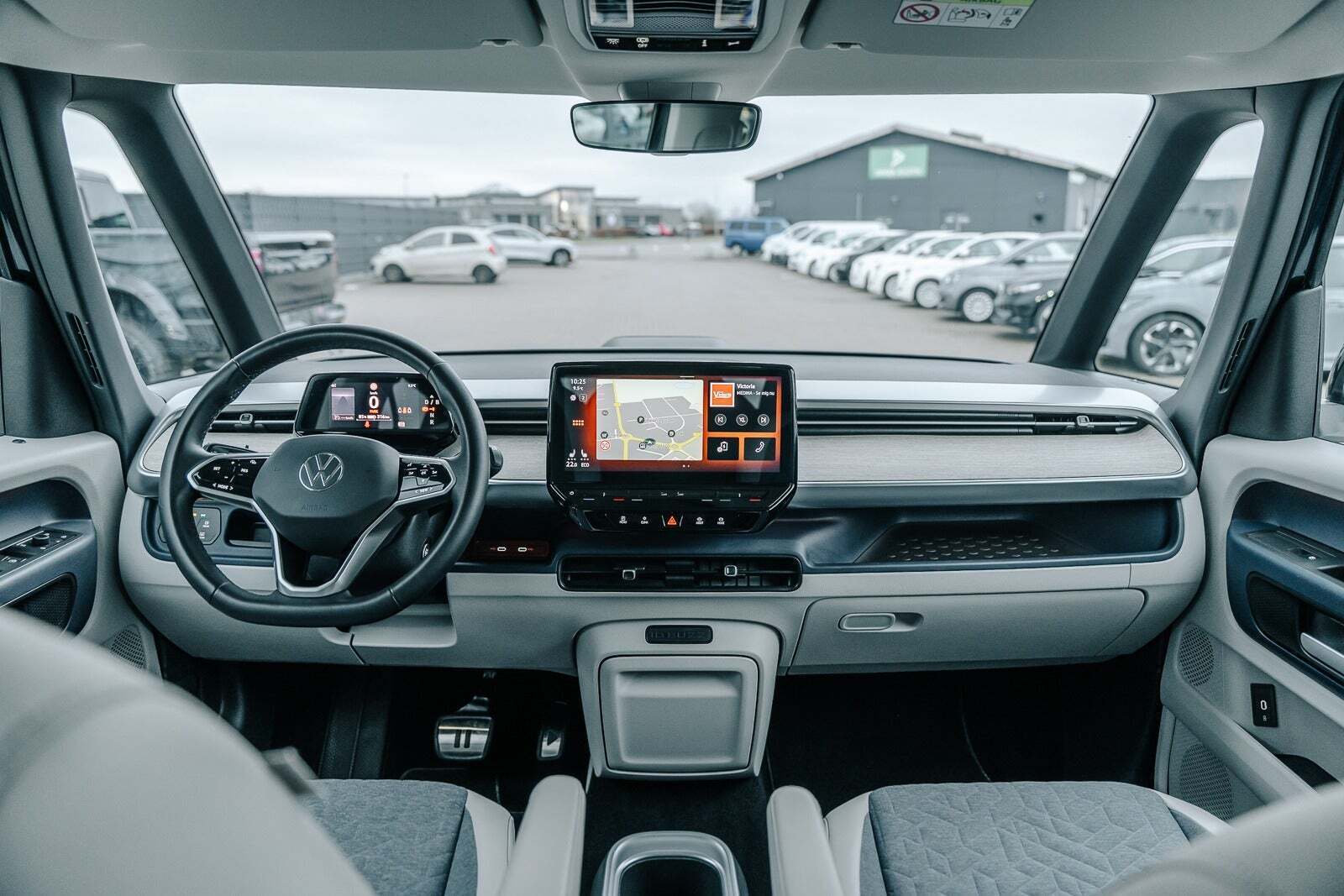 VW ID.Buzz 77 Pro Design SWB