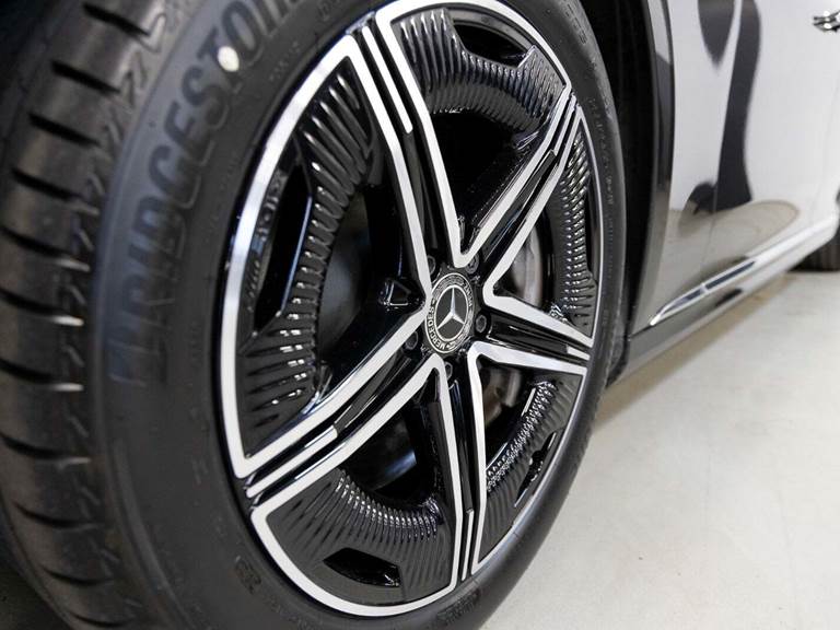 Mercedes EQE300 AMG Line