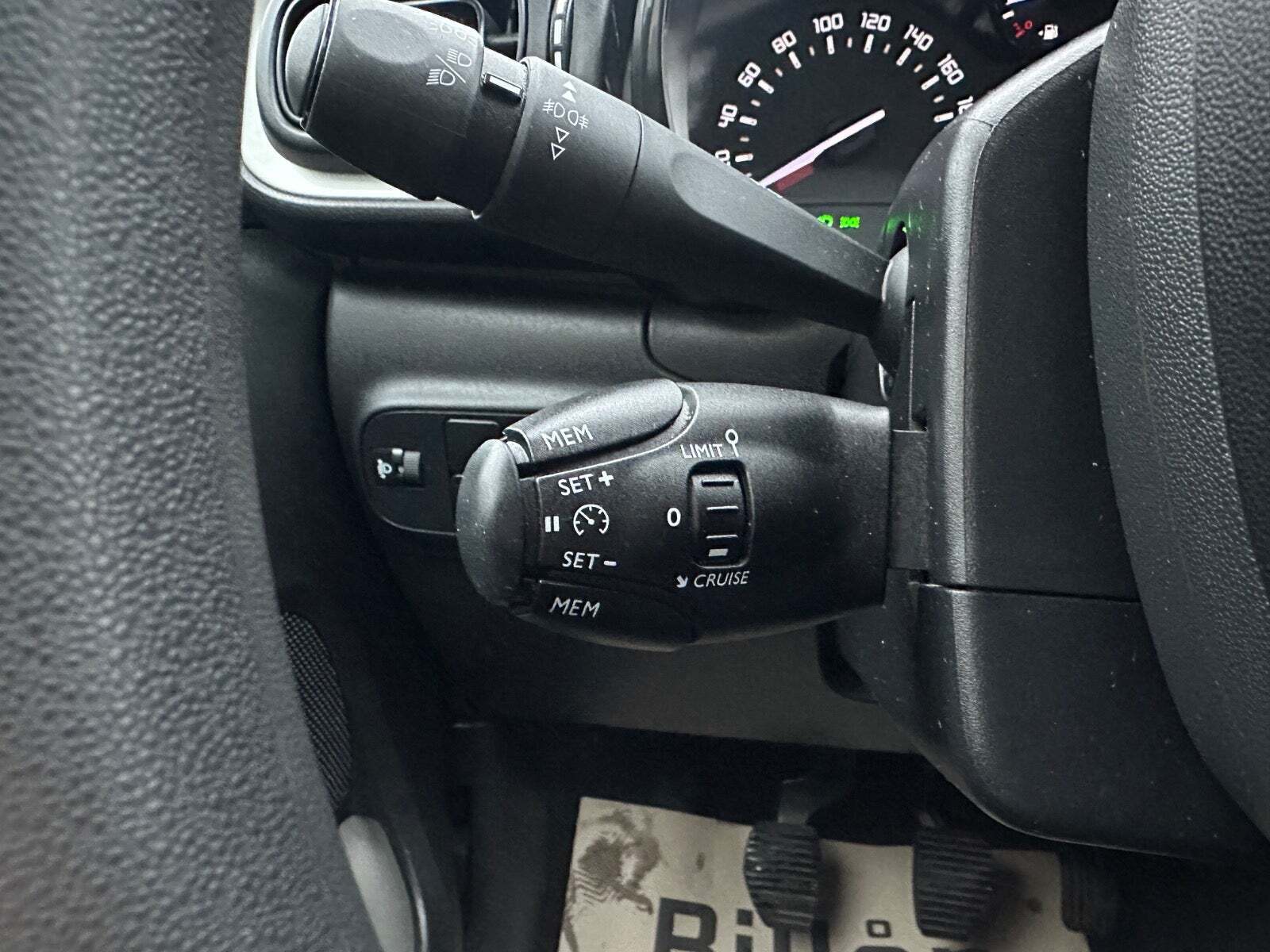 Beige Citroën C3 fra 2021